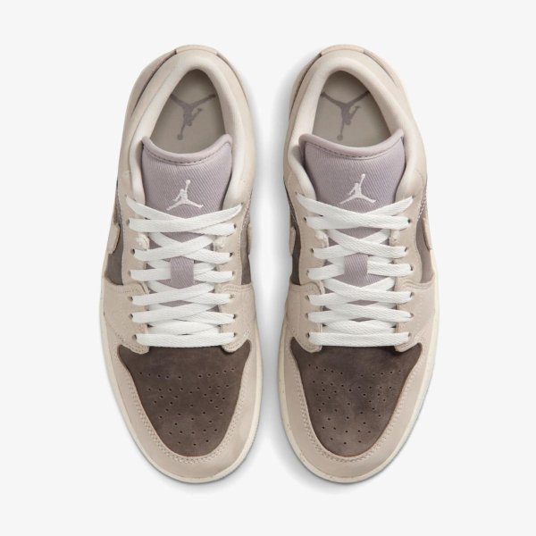 Жіночі кросівки WMNS AIR JORDAN 1 LOW SE ENIGMA STONE / PALE IVORY