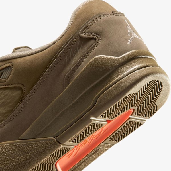 Жіночі кросівки WMNS JORDAN FLIGHT COURT SE BROWN KELP / WILD MANGO