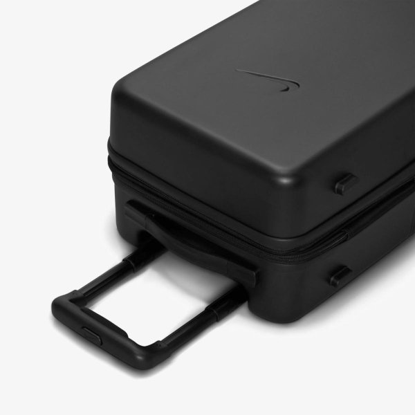 Валіза NIKE NK 22IN HARDSHELL LUGGAGE