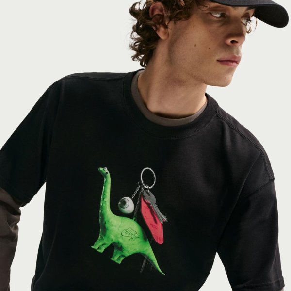 Чоловіча футболка NIKE U NK SB TEE LSE DINO KEYCHAIN