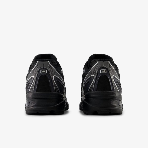 Кросівки NEW BALANCE 740 BLACK / SILVER METALLIC