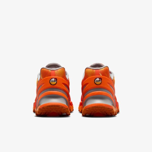 Чоловічі кросівки PALACE X AIR MAX DN8 SAFETY ORANGE / PARTICLE GREY