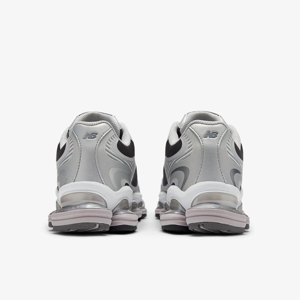 Кросівки NEW BALANCE 2000 SILVER METALLIC / FADED GREY