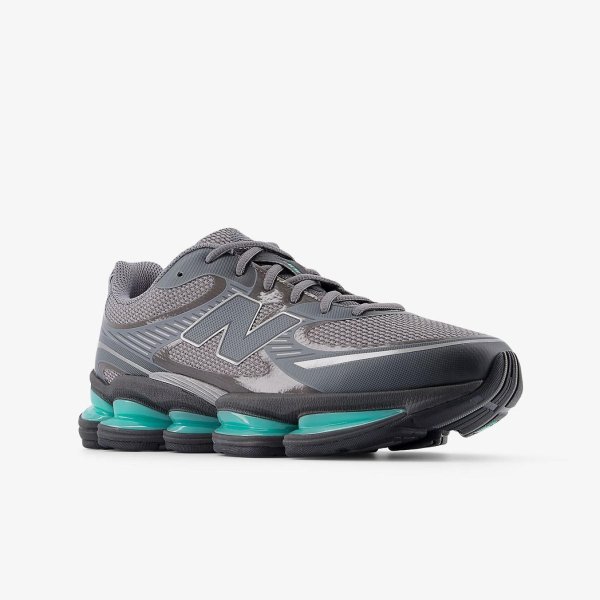 Чоловічі кросівки NEW BALANCE 2000 CASTLEROCK / DARK SILVER