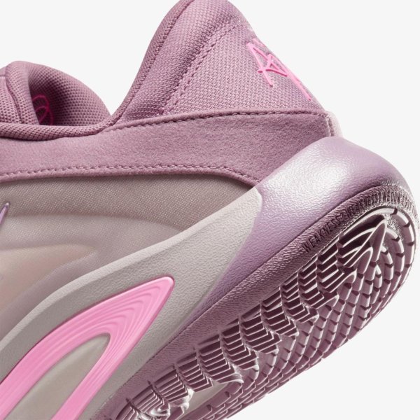 Жіночі кросівки NIKE A'ONE "DOG MOM" A'JA WILSON