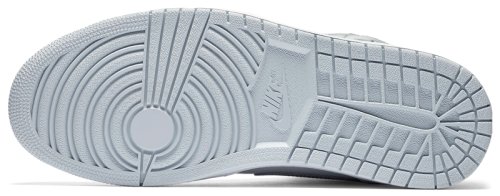 Кроссовки для баскетбола Nike AIR JORDAN 1 MID