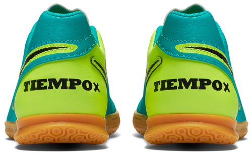 Бутсы Nike TIEMPO RIO III IC