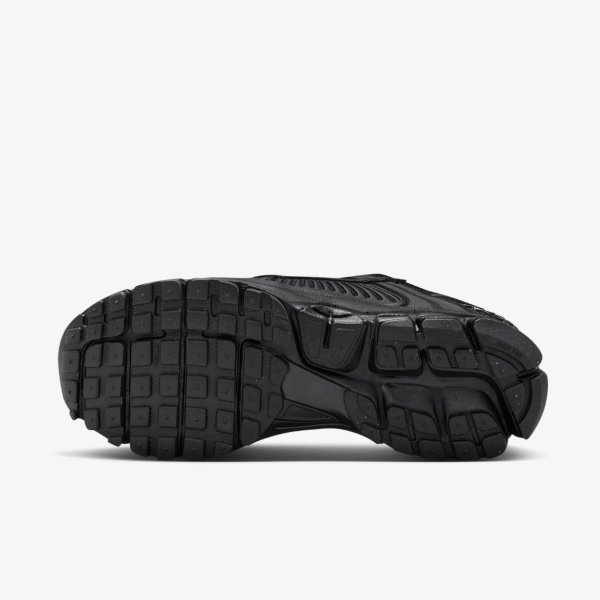 Чоловічі кросівки NIKE ZOOM VOMERO 5