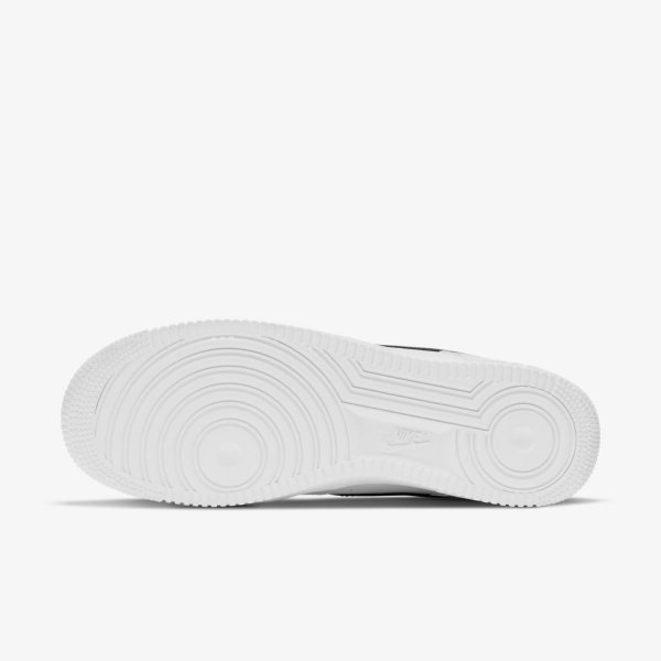Чоловічі кросівки NIKE AIR FORCE 1 07 WHITE / BLACK