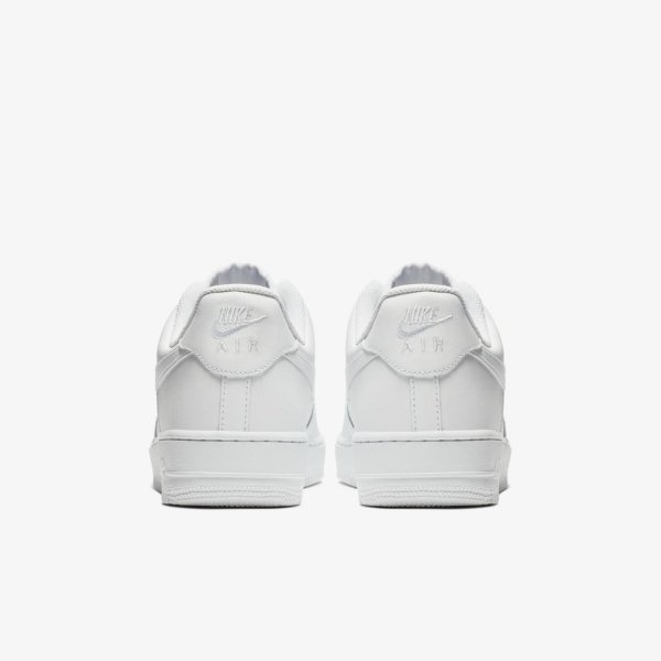 Чоловічі кросівки NIKE AIR FORCE 1 07 WHITE