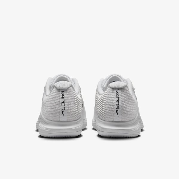 Жіночі кросівки NIKE W ZOOM VAPOR 12