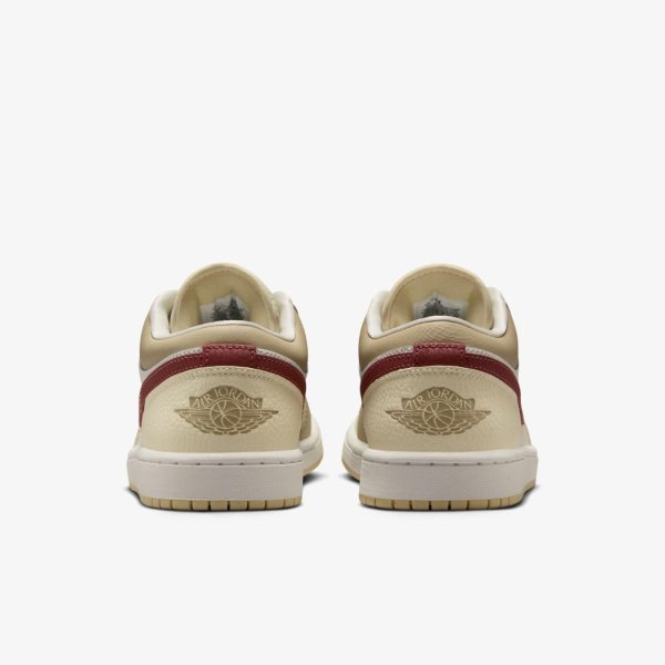 Жіночі кросівки WMNS AIR JORDAN 1 LOW