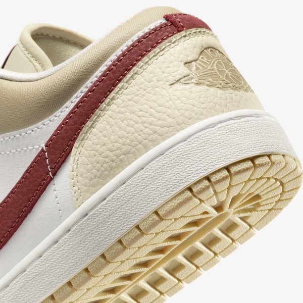 Жіночі кросівки WMNS AIR JORDAN 1 LOW