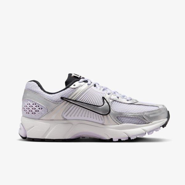 Жіночі кросівки NIKE W ZOOM VOMERO 5 M