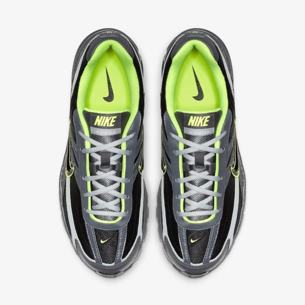 Чоловічі кросівки NIKE INITIATOR