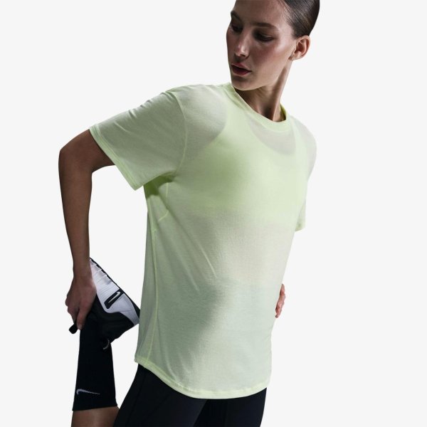 Жіноча футболка NIKE W NK ONE RELAXED DF SS TOP