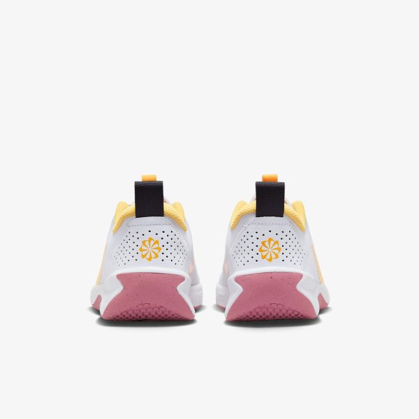 Дитячі кросівки NIKE OMNI MULTI-COURT (GS)