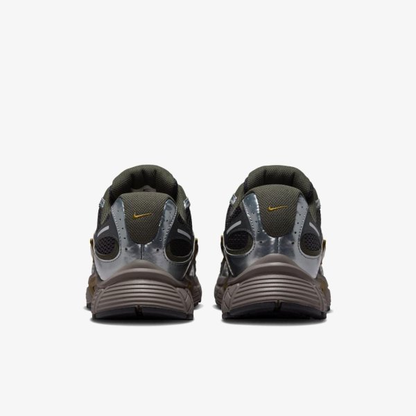 Чоловічі кросівки NIKE V5 RNR