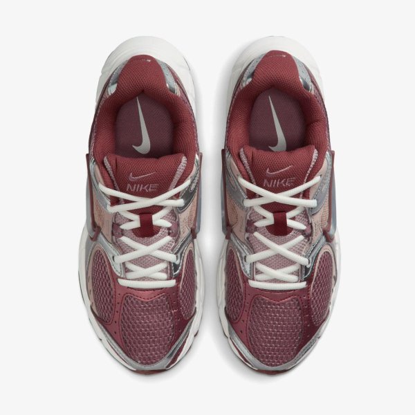 Жіночі кросівки NIKE W V5 RNR