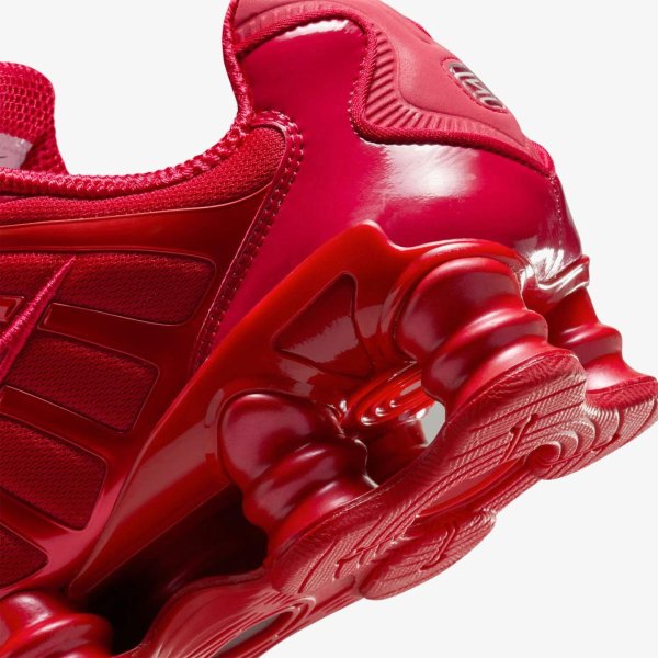 Жіночі кросівки NIKE WMNS SHOX TL GYM RED