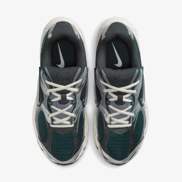 Жіночі кросівки NIKE W V5 RNR