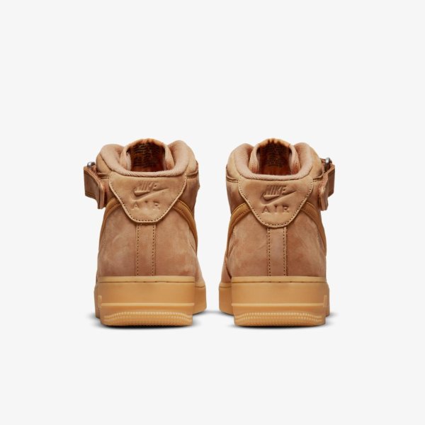 Чоловічі кросівки NIKE AIR FORCE 1 MID 07 WB