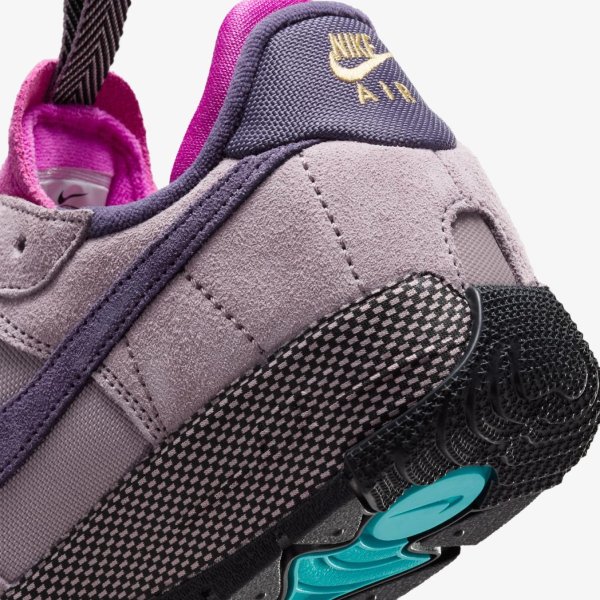 Жіночі кросівки NIKE W AIR FORCE 1 WILD