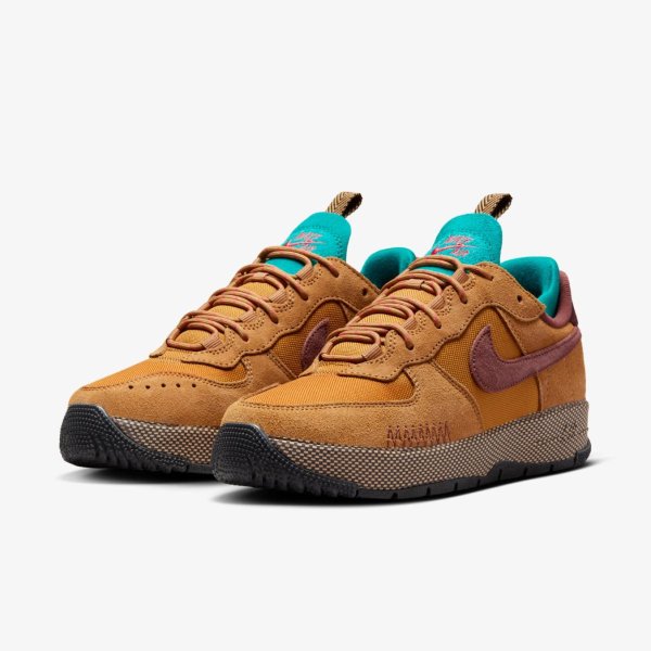 Жіночі кросівки NIKE W AIR FORCE 1 WILD