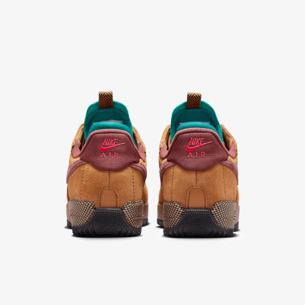 Жіночі кросівки NIKE W AIR FORCE 1 WILD