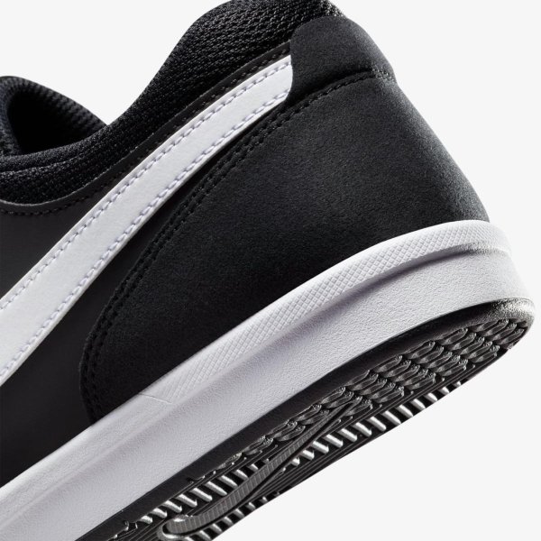 Чоловічі кросівки NIKE FOKUS