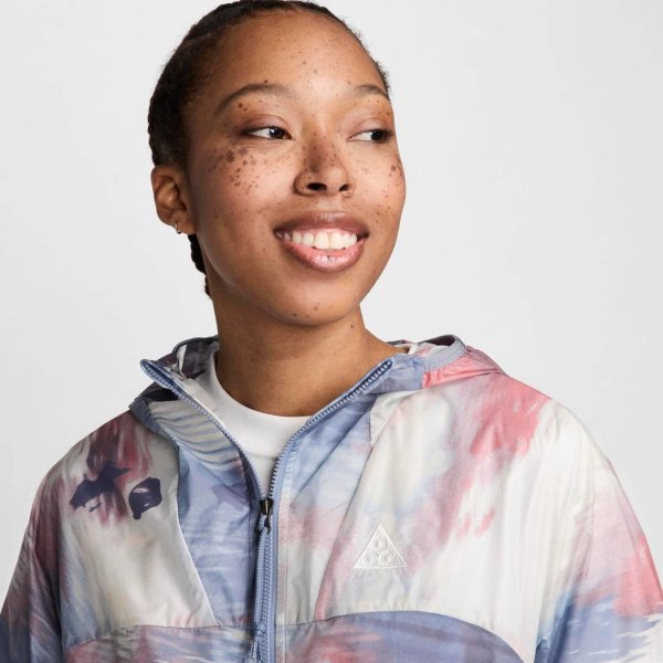 Жіноча вітрівка NIKE W ACG CINDERCONE JKT FZ AOP