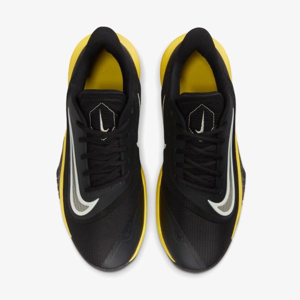 Чоловічі кросівки NIKE PRECISION VII