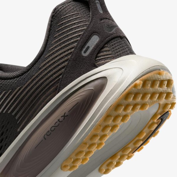 Дитячі кросівки NIKE VOMERO 18 (GS)