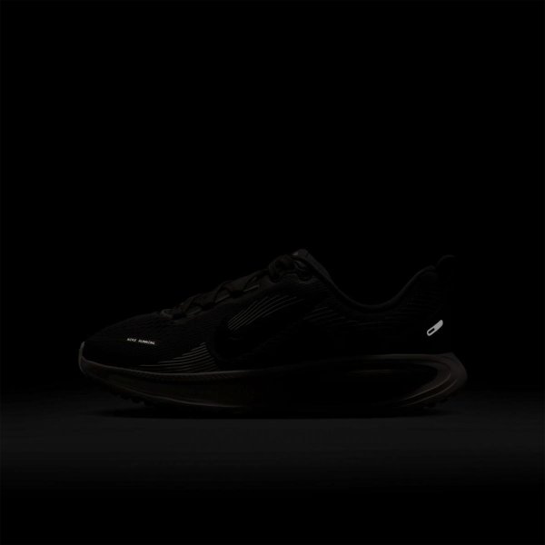 Дитячі кросівки NIKE VOMERO 18 (GS)