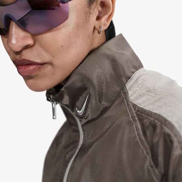 Жіноча вітрівка NIKE W NSW JKT WVN STREET GLS