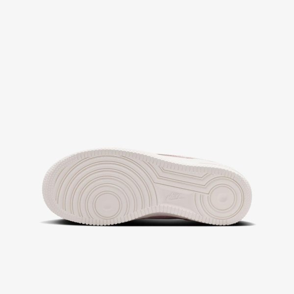 Дитячі кросівки NIKE AIR FORCE 1 LV8