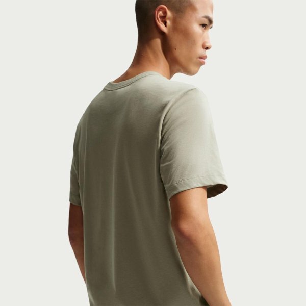 Чоловіча футболка NIKE SPORTSWEAR CAFÉ SWOOSH