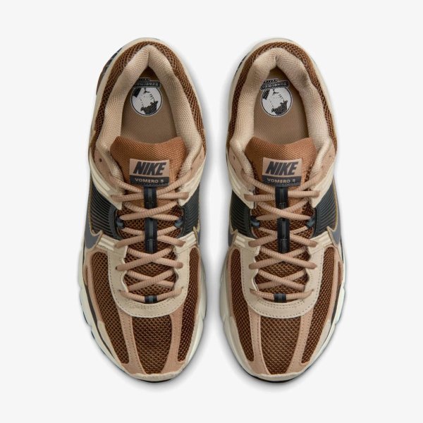 Чоловічі кросівки NIKE ZOOM VOMERO 5