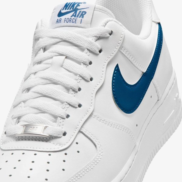 Чоловічі кросівки NIKE AIR FORCE 1 07