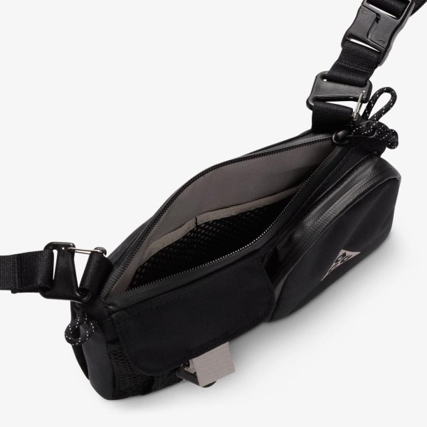 Сумка на плече NIKE ACG DAYMAX CROSSBODY