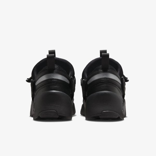 Жіночі кросівки WMNS JORDAN TRUNNER LX TRIPLE BLACK
