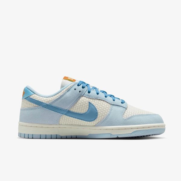 Жіночі кросівки NIKE WMNS DUNK LOW SE SAIL / HYDROGEN BLUE