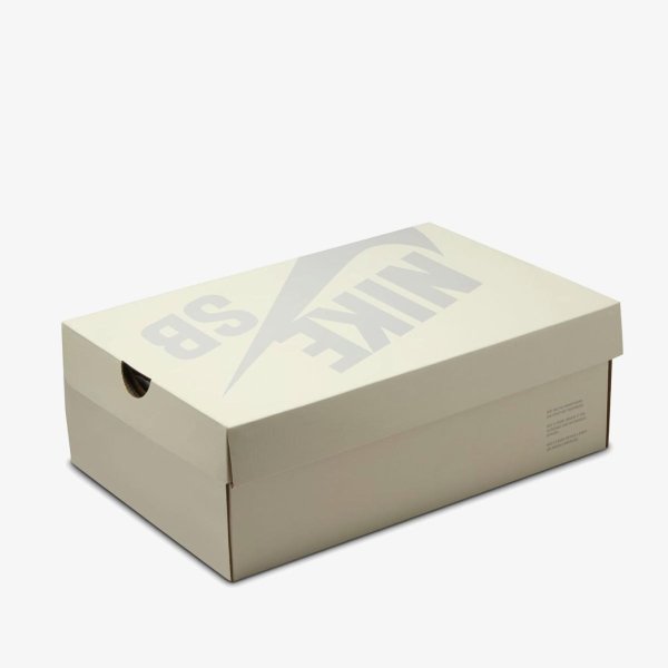 Чоловічі кросівки NIKE SB ARTS-REC X SB DUNK LOW PRO QS ROUGH GREEN / RUST PINK