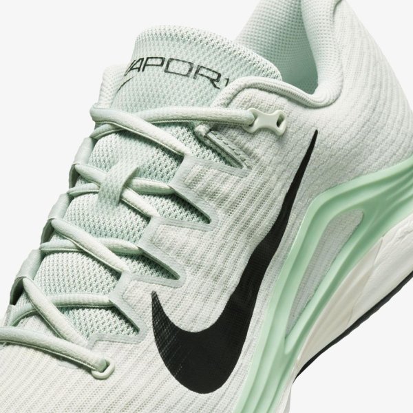 Чоловічі кросівки NIKE M ZOOM VAPOR 12 CLY