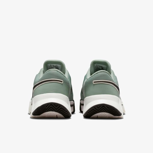 Чоловічі кросівки NIKE M ZOOM GP CHALLENGE 1.5 HC