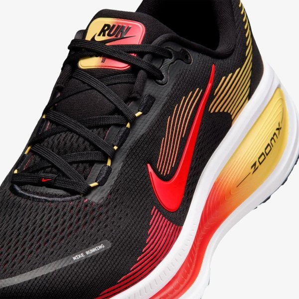 Чоловічі кросівки NIKE VOMERO 18 TOPAZ GOLD / BRIGHT CRIMSON