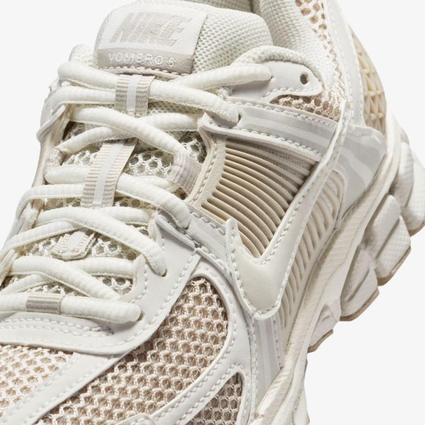 Дитячі кросівки NIKE VOMERO 5 LIGHT BONE / CREAM (GS)