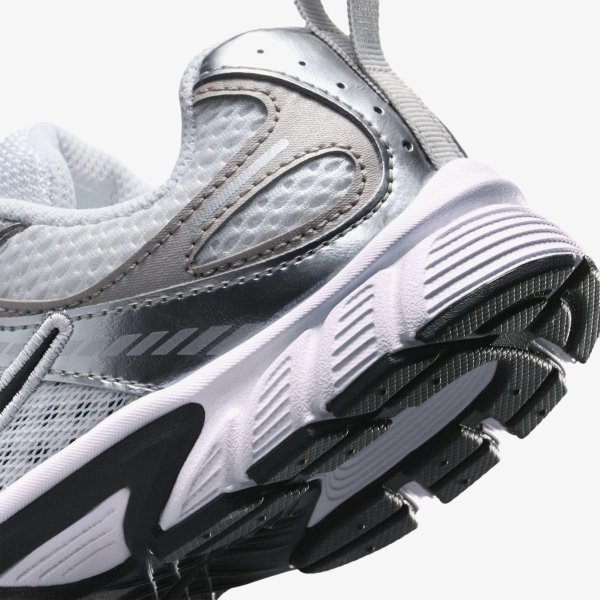 Детские кроссовки NIKE V5 RNR E (PS)