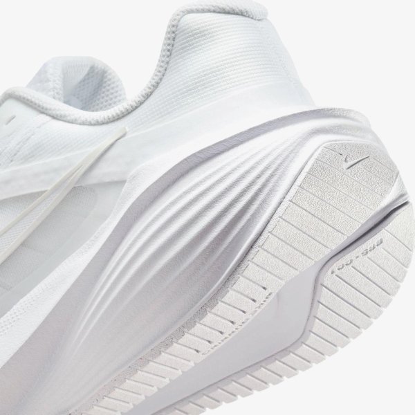 Чоловічі кросівки NIKE DOWNSHIFTER 14