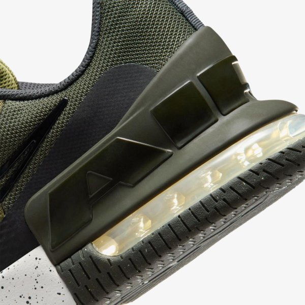 Мужские кроссовки NIKE M AIR MAX ALPHA TRAINER 6